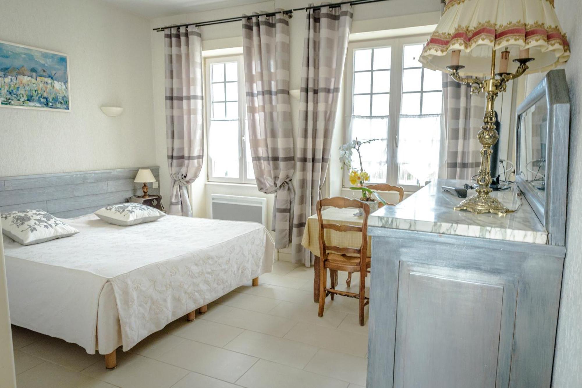 Maison Studios & Appartements Les 4 Vents Luc-sur-Mer Ngoại thất bức ảnh